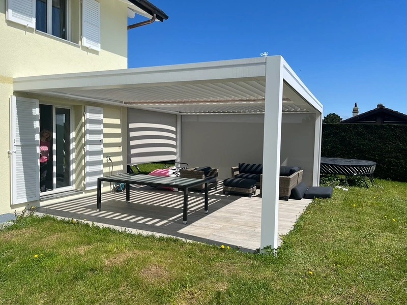 la Pergola Bioclimatique Intégral installée à Arzier-le-Muids