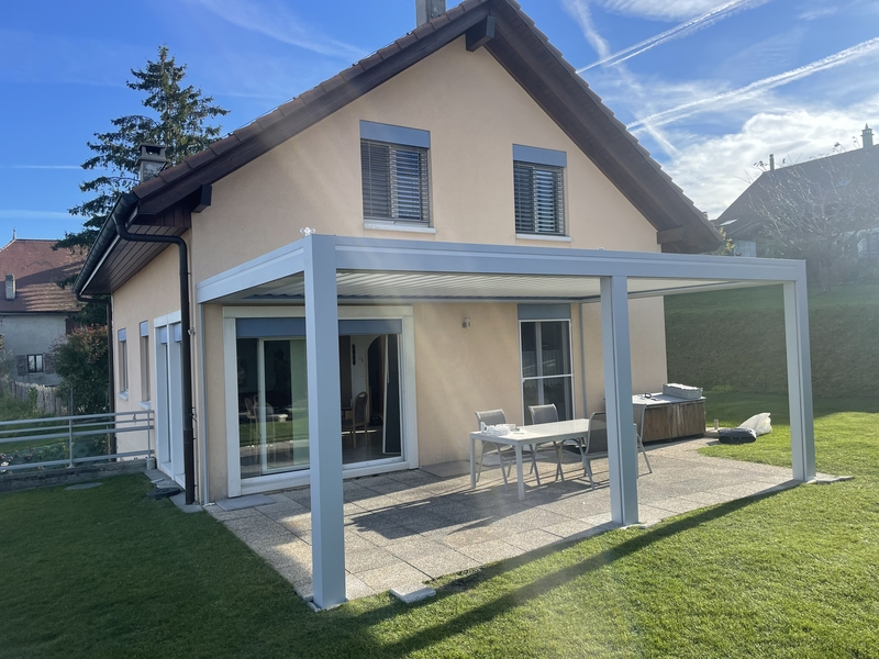 la Pergola Bioclimatique Intégral installée à Thierrens